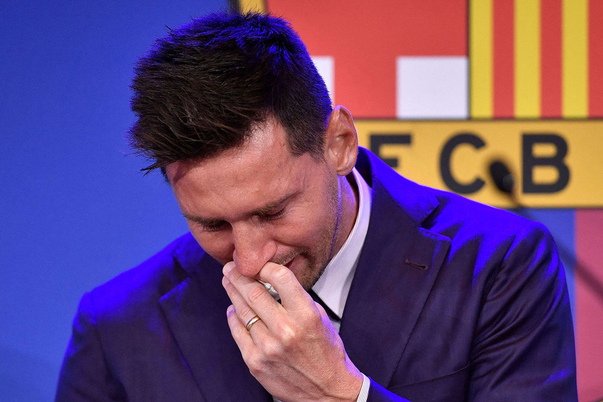  ميسي لا يصدق رحيله عن برشلونة