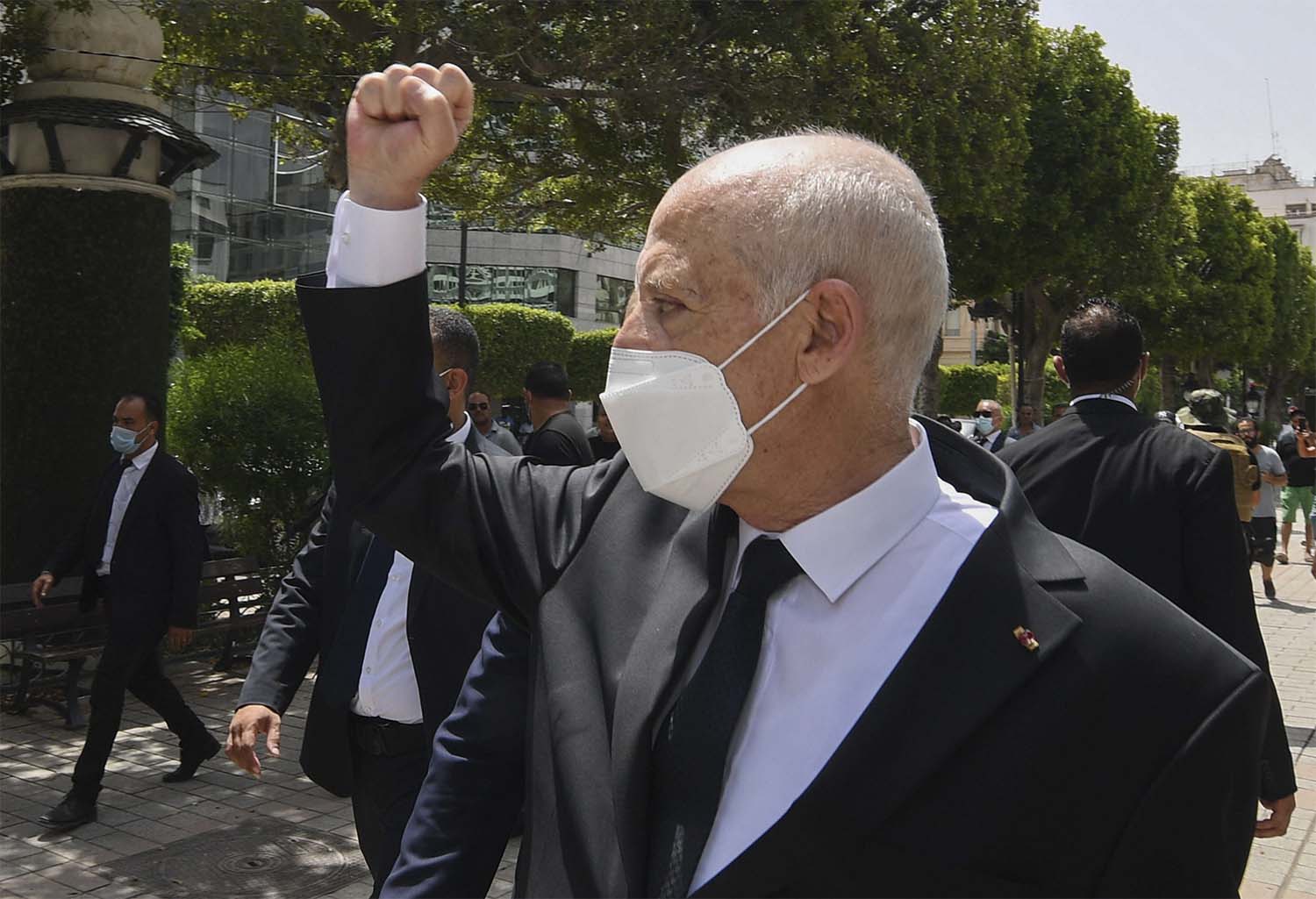 Saied having a stroll down the iconic Avenue Bourguiba in Tunis