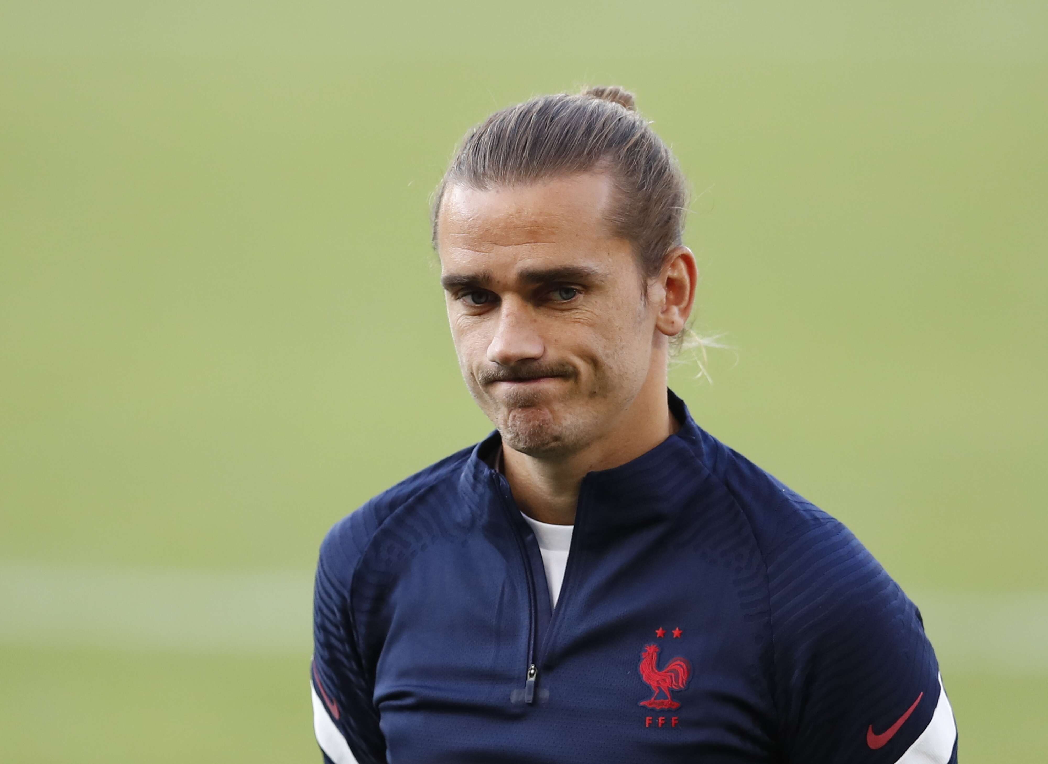 انتقال غريزمان صدمة قوية أخرى في سوق الانتقالات 