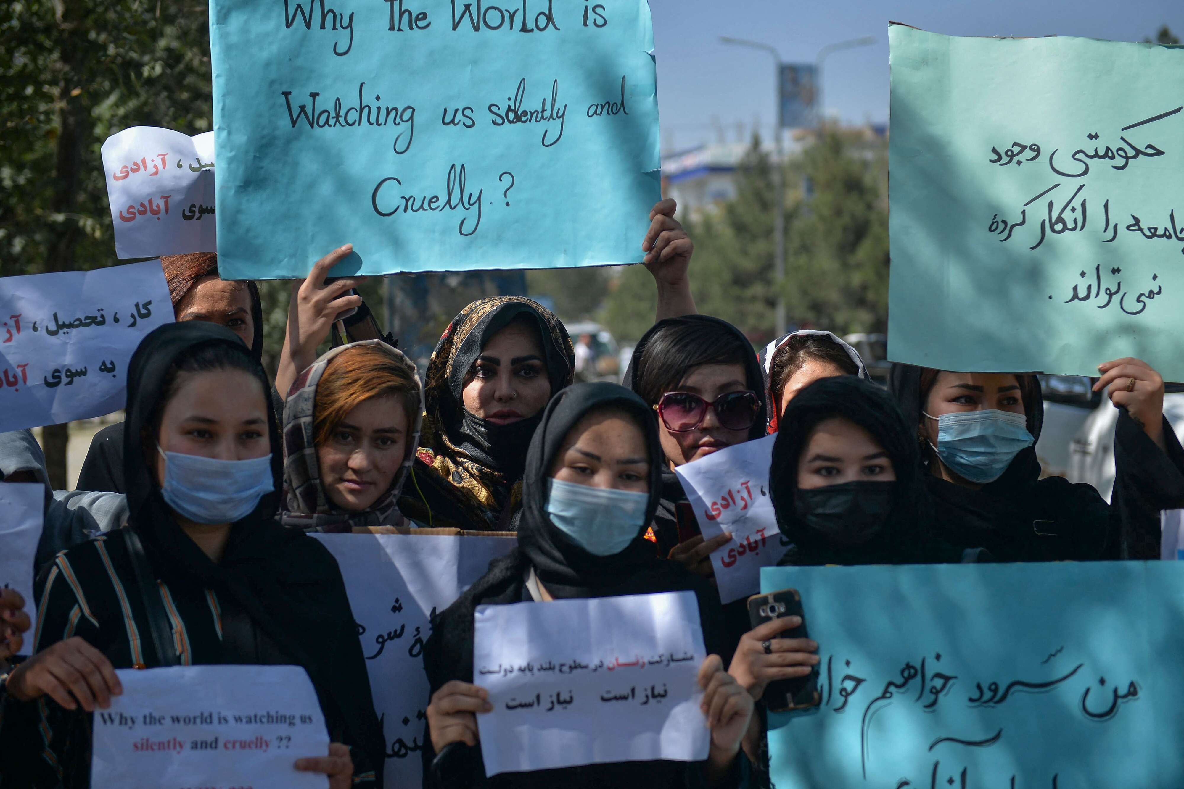 لا تمثيل مطلقا للنساء والاتنيات في حكومة طالبان الجديدة