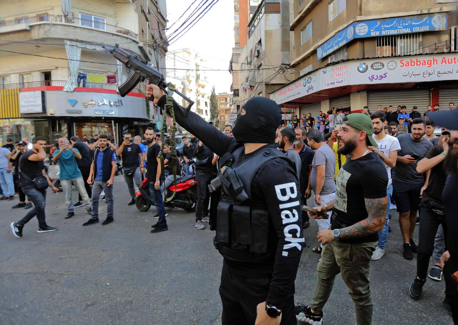أزمة جديدة للتغطية على أزمة تفجير مرفأ بيروت