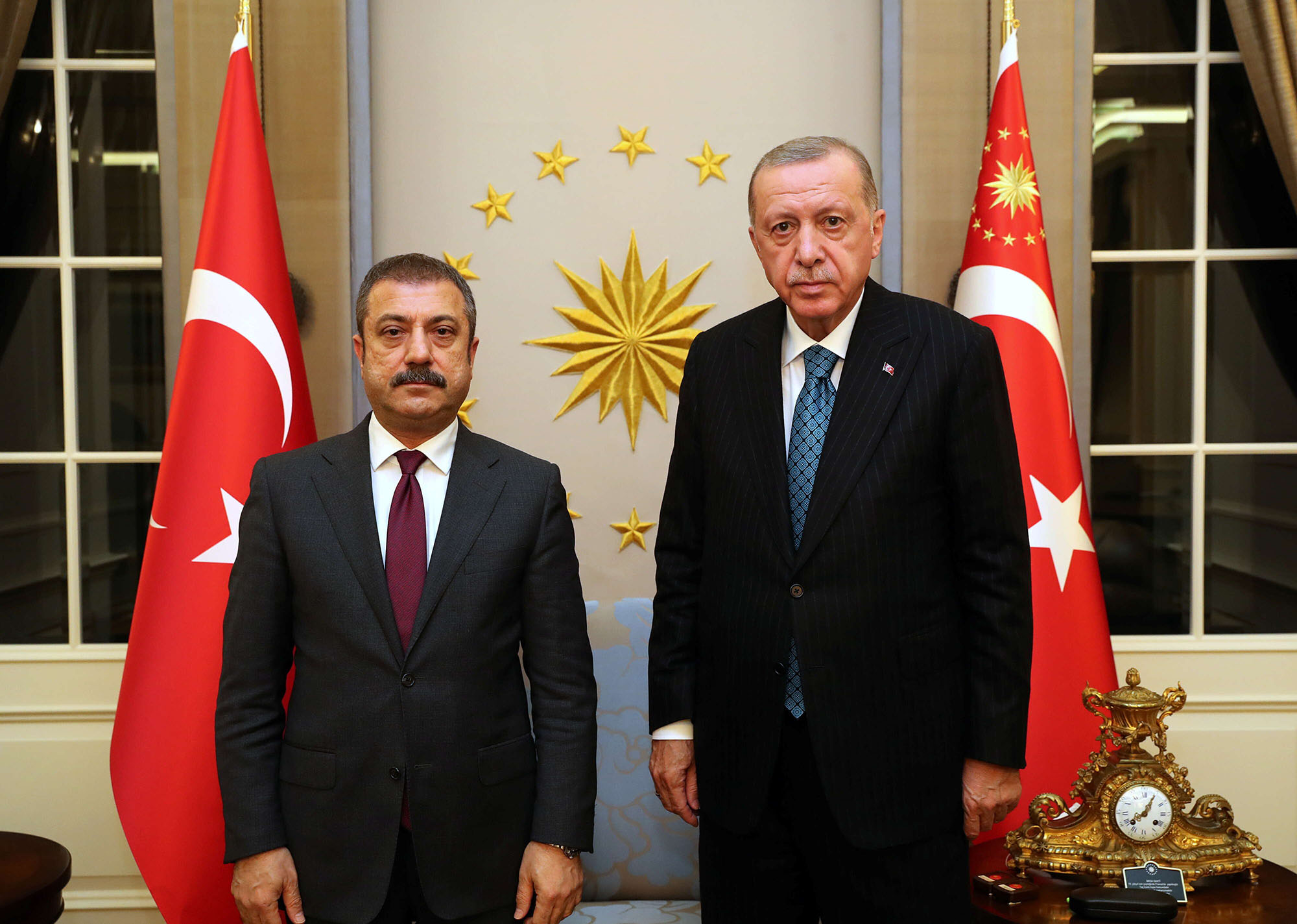 مؤشرات على قرب إقالة المحافظ الحالي شهاب كافجي أوغلو بسبب فتور علاقاته مع اردوغان