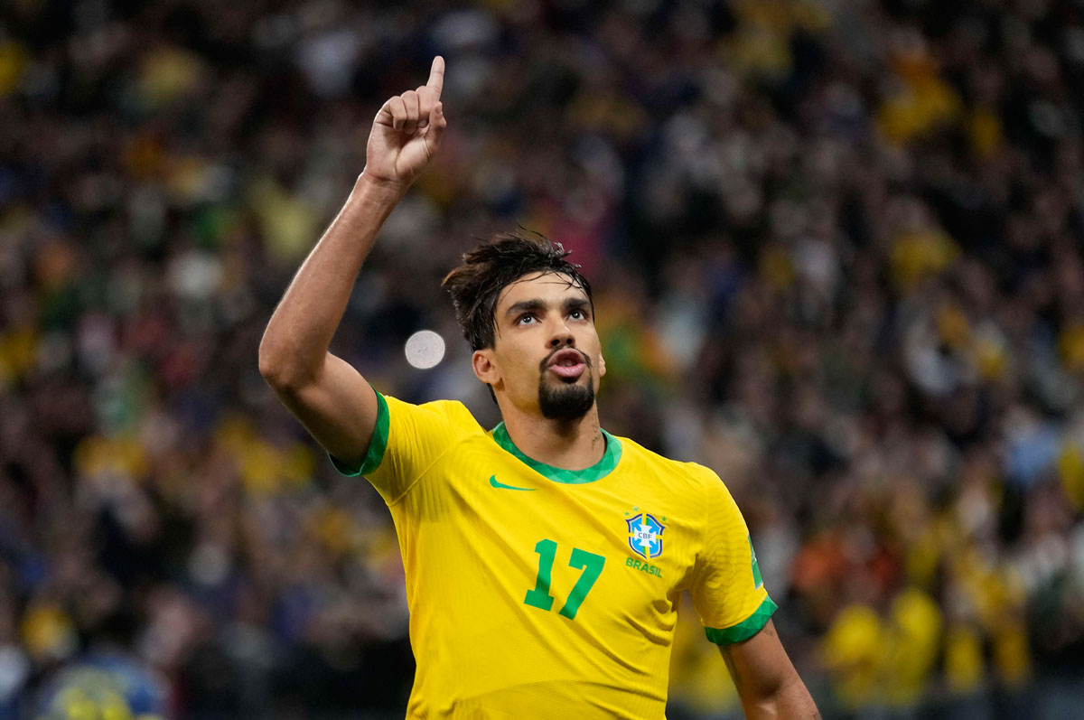 منتخب 'سيليساو' يتأهل بفارق  18 نقطة عن ملاحقيه قبل خمس جولات على النهاية
