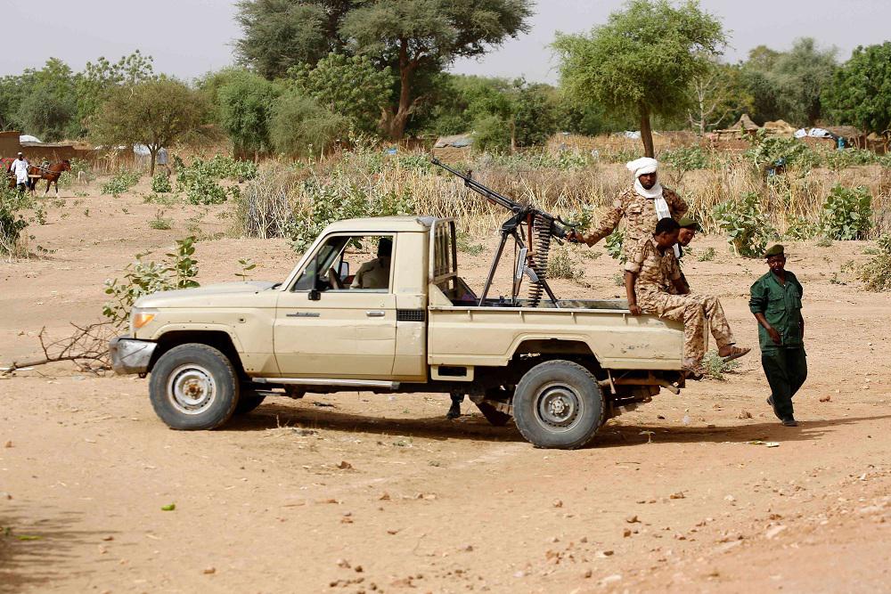  السلطات السودانية اعلنت توقيع اتفاق مبدئي لإنهاء اقتتال قبلي في دارفور أسفر عن وقوع قتلى وجرحى