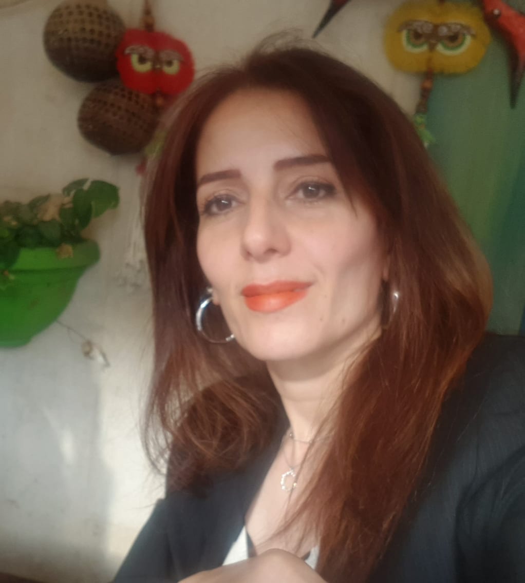 نصوصها خالية من التعقيد ومختصرة الحجم ومكثفة للأفكار
