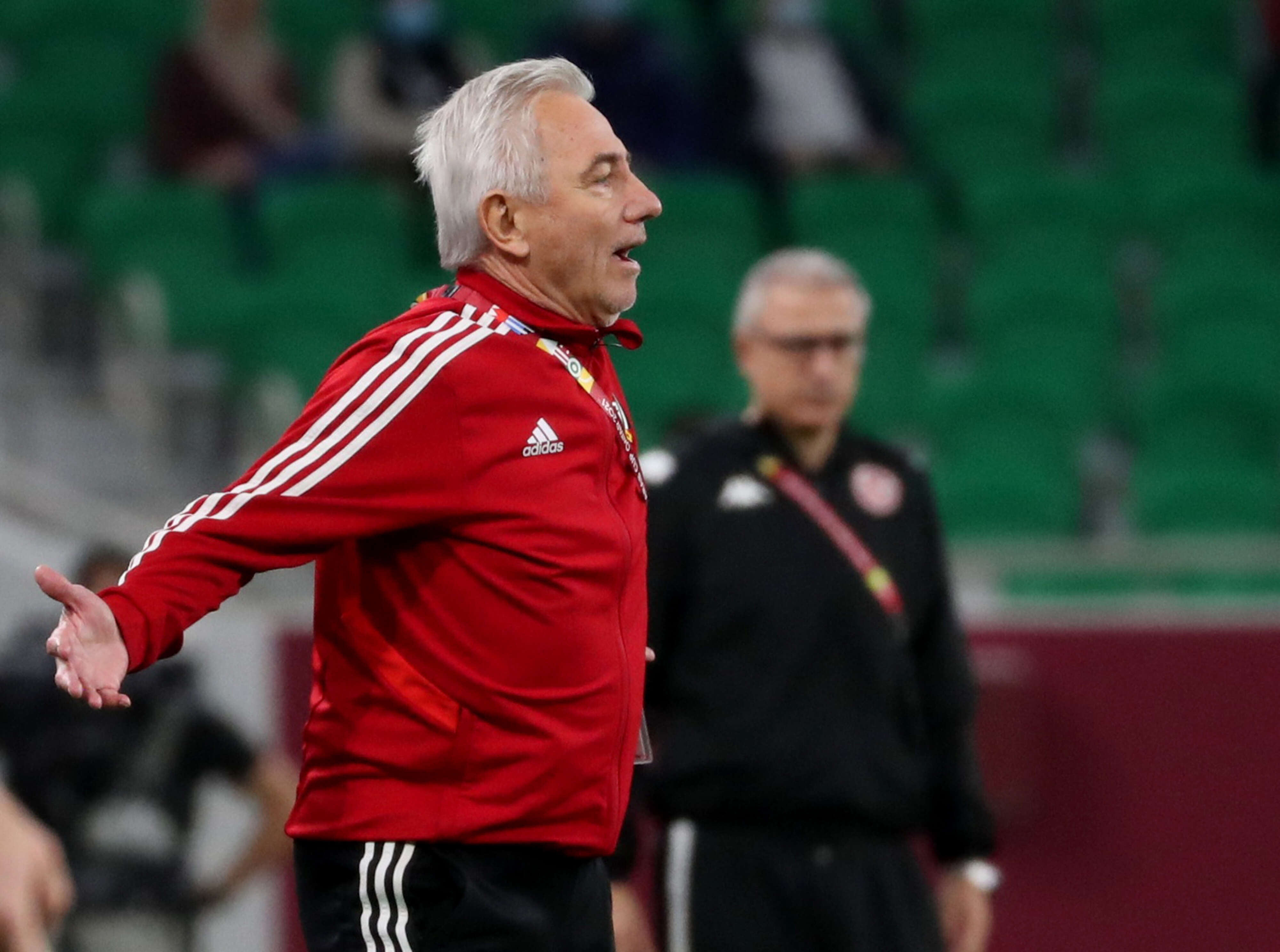 مدرب منتخب الامارات يعلن تشكيلته النهائية امام سوريا وايران