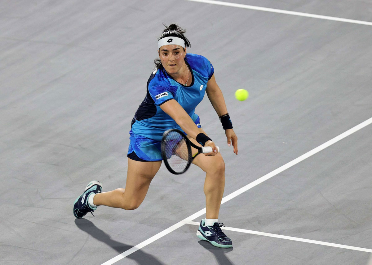 جابر تحذر منافسيها