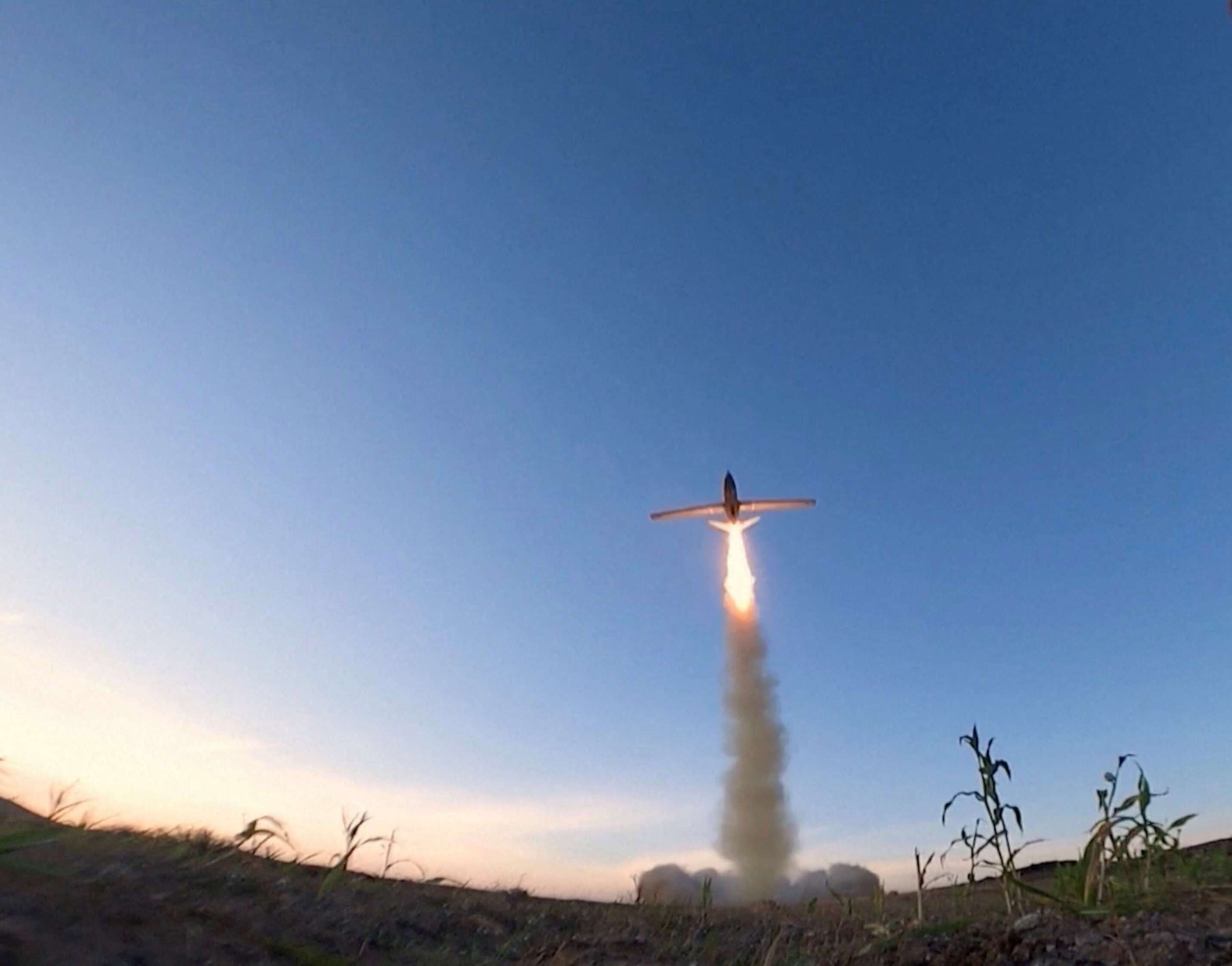 العقوبات الأميركية على شبكة دولية تمول الحوثيين تأتي بعد تعرض الإمارات والسعودية لاعتداءات بمسيّرات وصواريخ باليستية