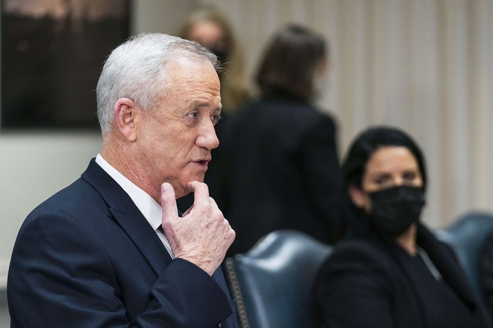  غانتس يدعو واشنطن إلى إبقاء الحرس الثوري الإيراني على قائمة الإرهاب