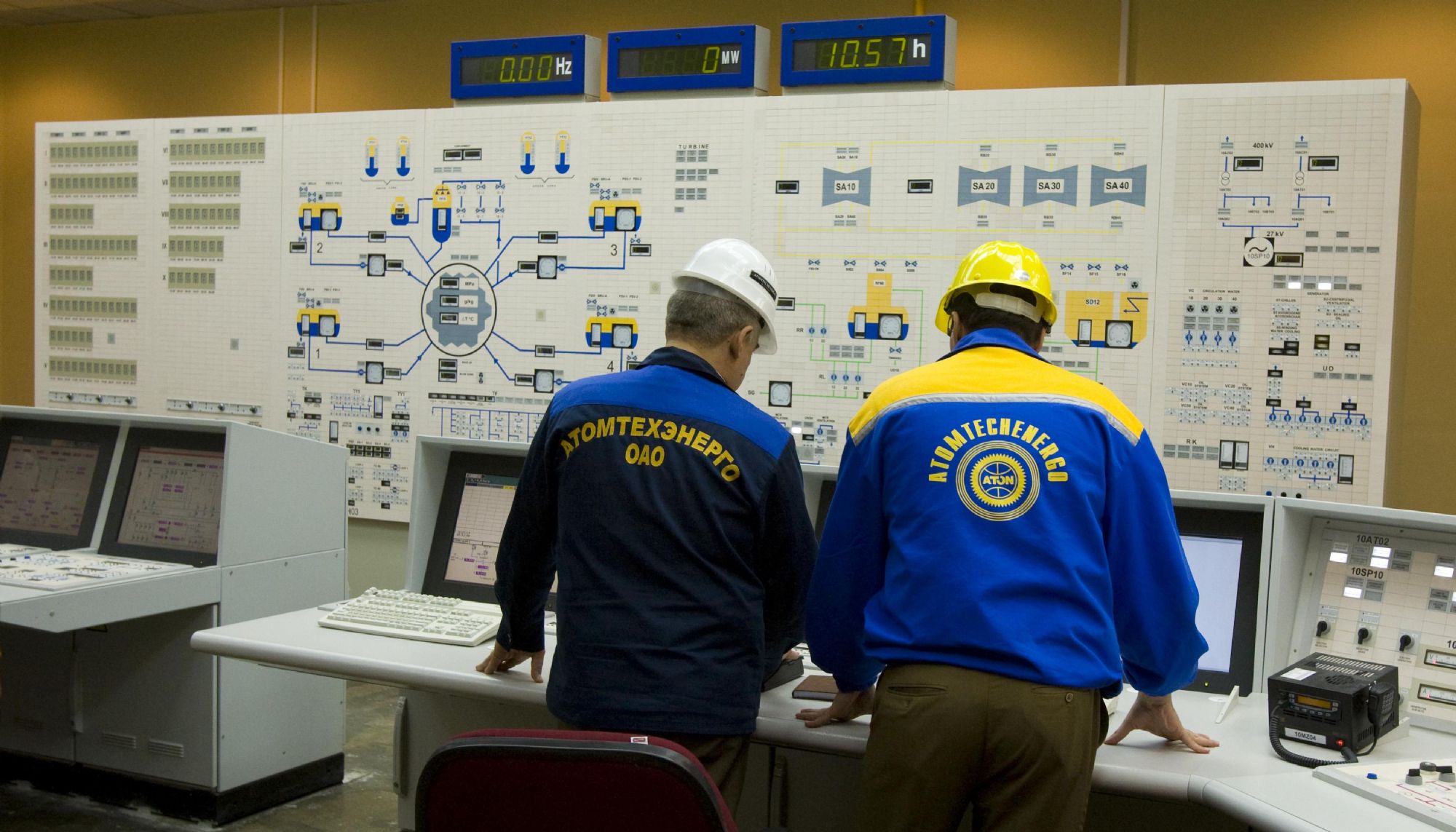 لافروف: التعاون مضمون مع ايران خصوصا في محطة بوشهر