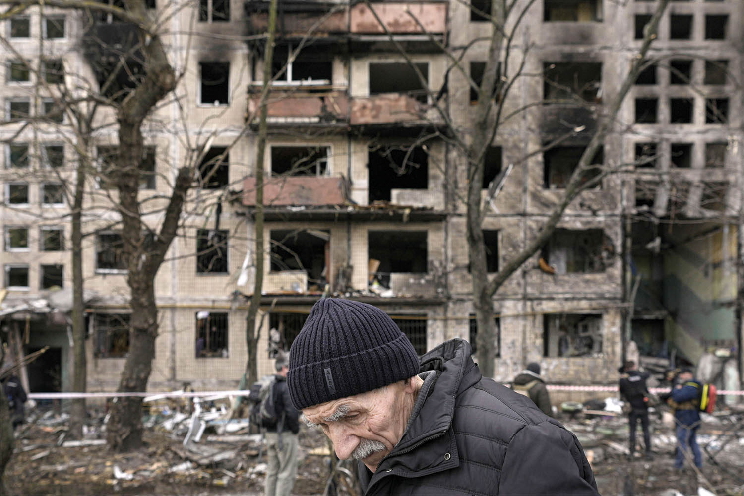 Russian forces have not captured a major Ukrainian city after a month of fighting