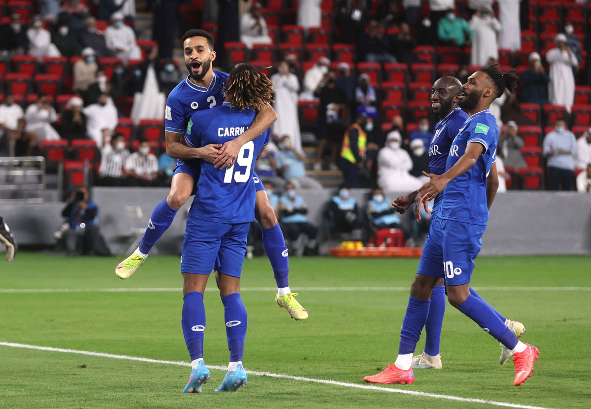 الهلال لمتابعة مسيرته المثالية