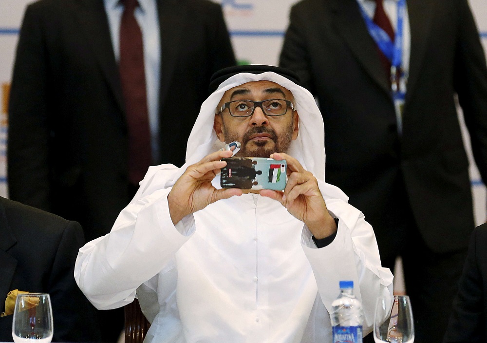 الشيخ محمد بن زايد يؤكد انه سيسعى الى تعزيز مكانة الامارات