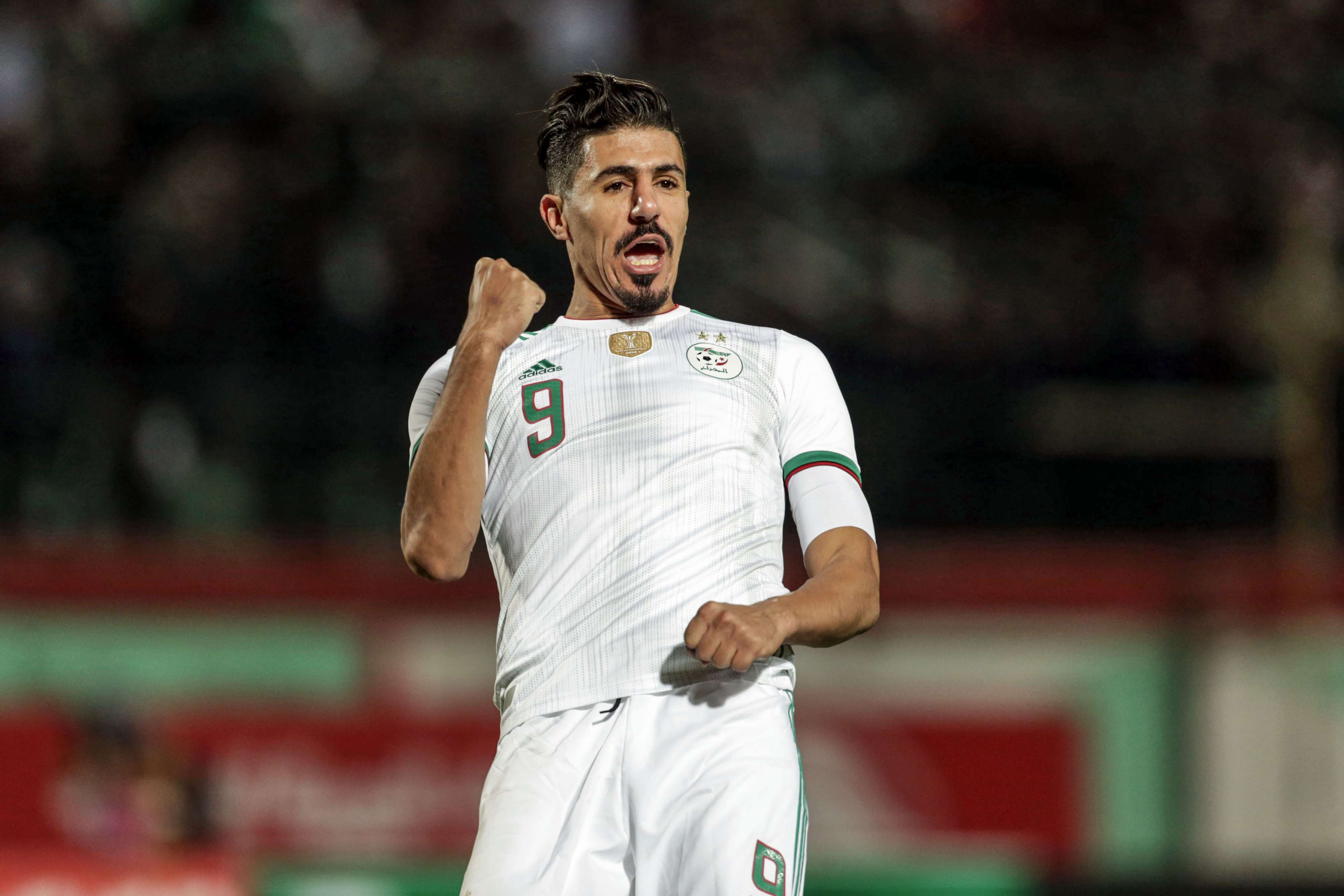 المنتخب الجزائري يعتلي صدارة مجموعته