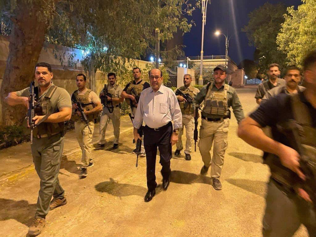 صور المالكي تكشف عزلته السياسية بعد التسريبات