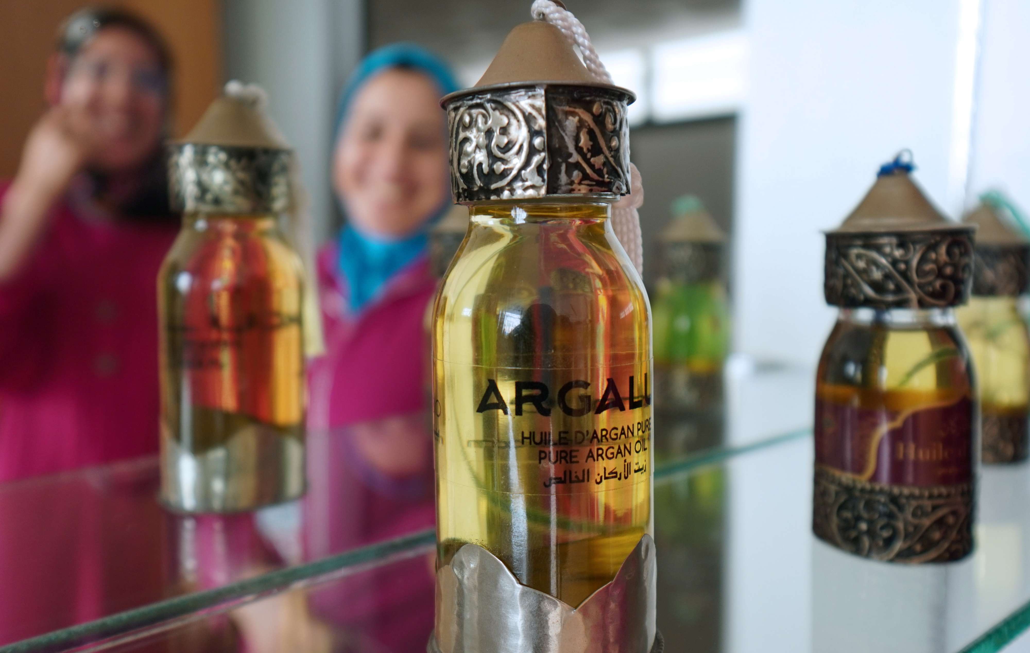  المغربي لم يعد يجد زيت الأركان على مائدته كما تعود