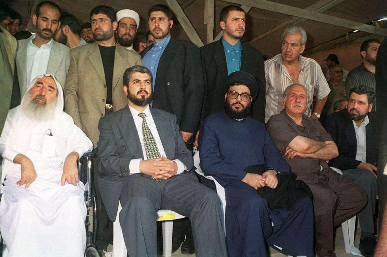 قادة فلسطينيون ولبنانيون في مخيم اليرموك في دمشق