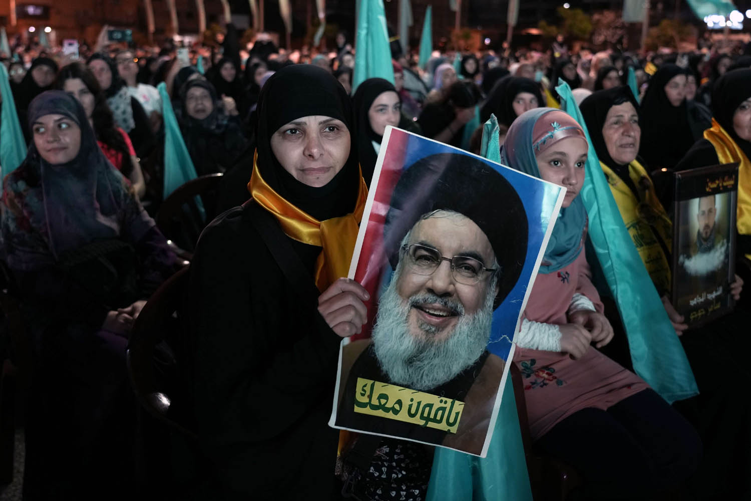 تجمع لناشطات في حزب الله في بيروت