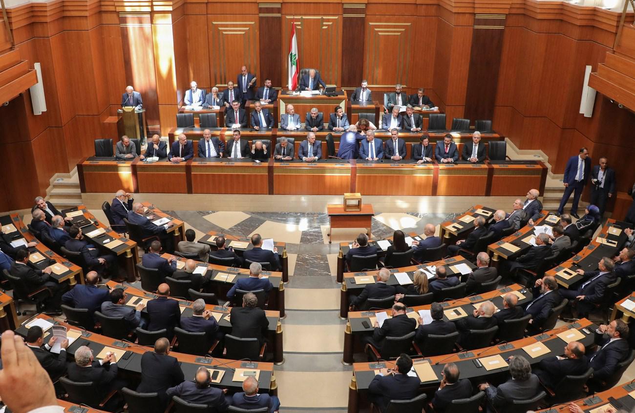 البرلمان اللبناني يفشل للمرة السادسة في انتخاب رئيس