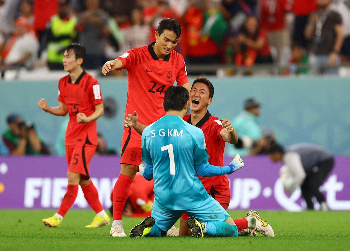 المنتخب الكوري الجنوبي ينتزع المركز الثاني ويعبر للدور الثاني