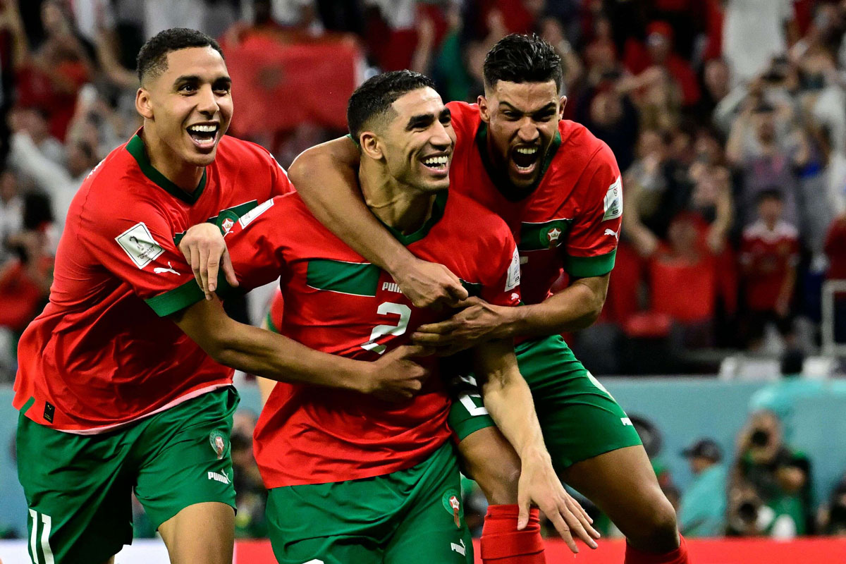 المدافع المغربي مغرم بالانطلاقات السريعة مع الحفاظ على الانضباط في الدفاع