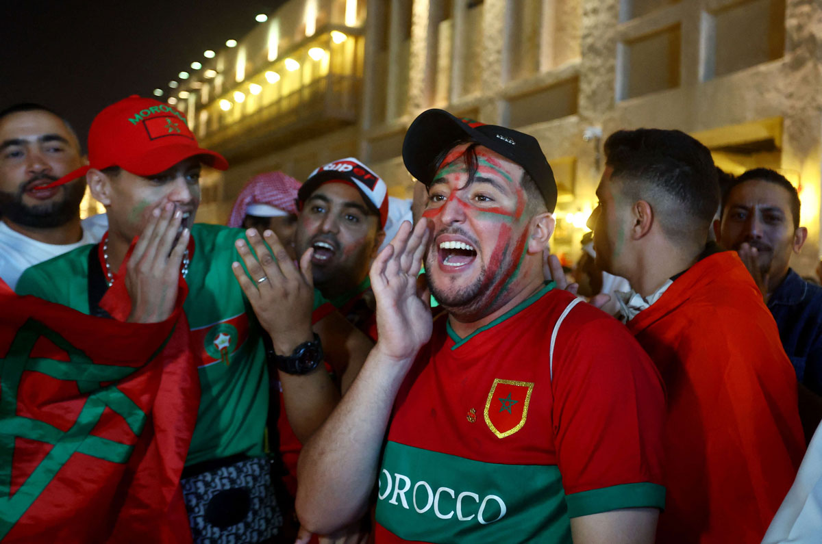 الوفود الجماهيرية تتقاطر لمساندة 'اسود الاطلس'