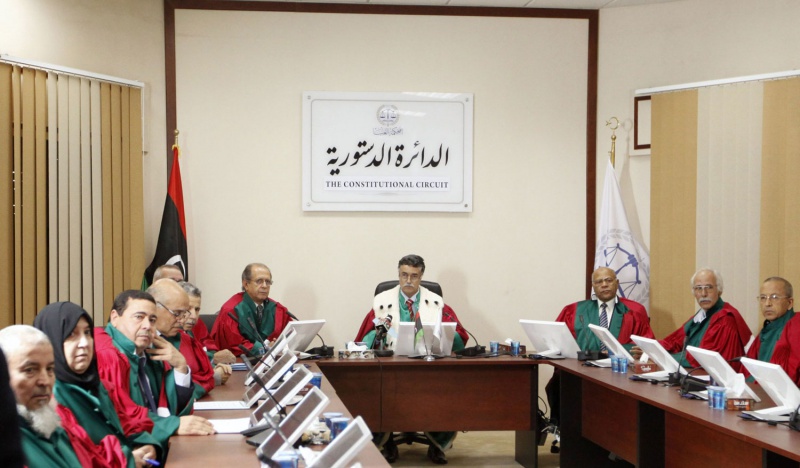 ليبيا مقبلة على مزيد من الجمود السياسي بسبب خلافات دستورية