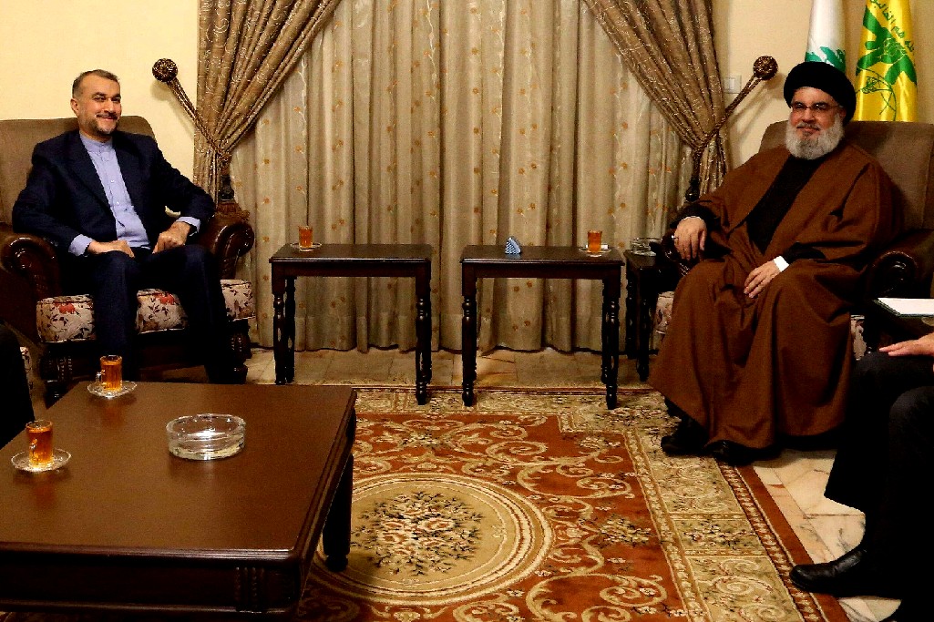 حزب القوات اللبنانية يتهم حزب الله بقيادة حرب بالوكالة والانخراط في مشروع إيران