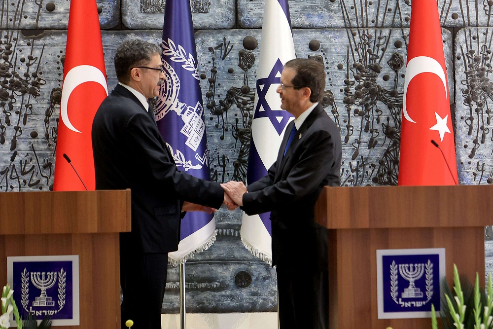 السفير التركي الجديد يقدم أوراق اعتماده للرئيس الإسرائيلي