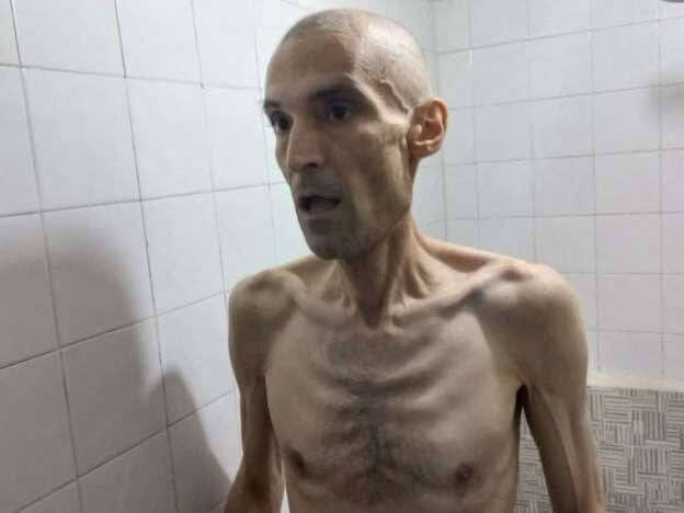 مأساة  فرهاد ميثمي تختزل جزء من مآسي كثيرة في السجون الايرانية