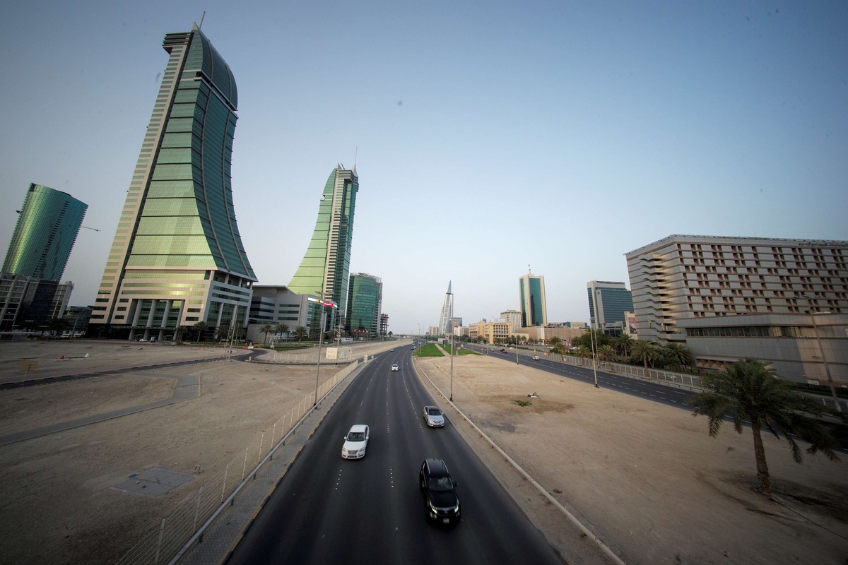 البحرين تعمل على تطوير البنية التحتية بمشاريع ضخمة
