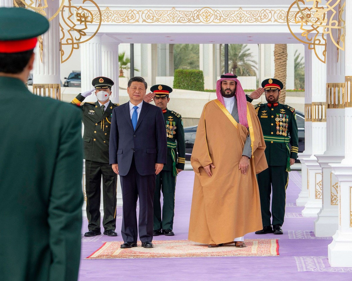 الامير محمد والرئيس الصيني يشددان على ضرورة تعزيز الشراكة في مختلف المجالات