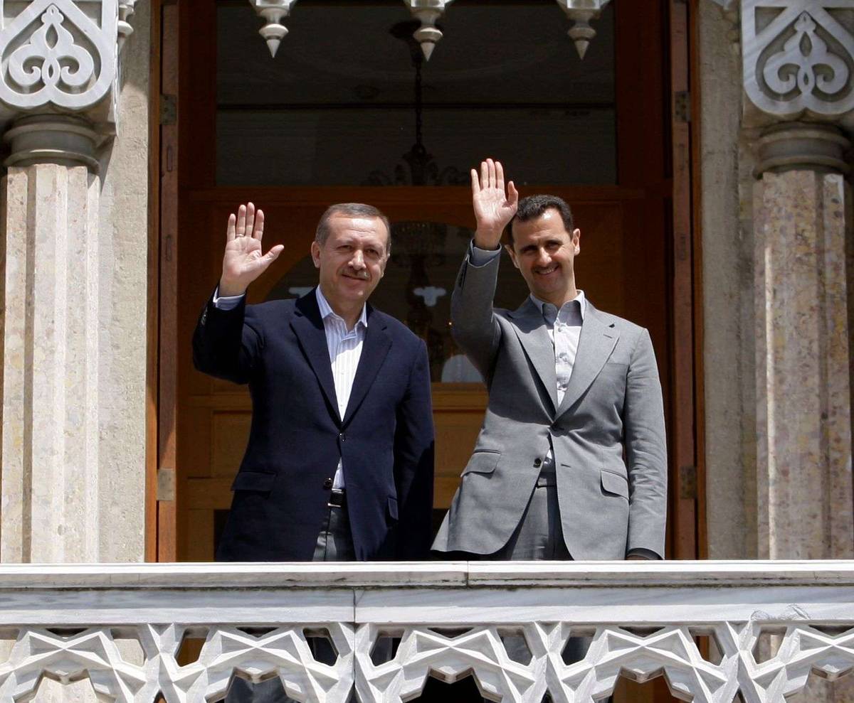 الرئيسان السوري بشار الأسد والتركي رجب طيب أردوغان في إسطنبول (2010)