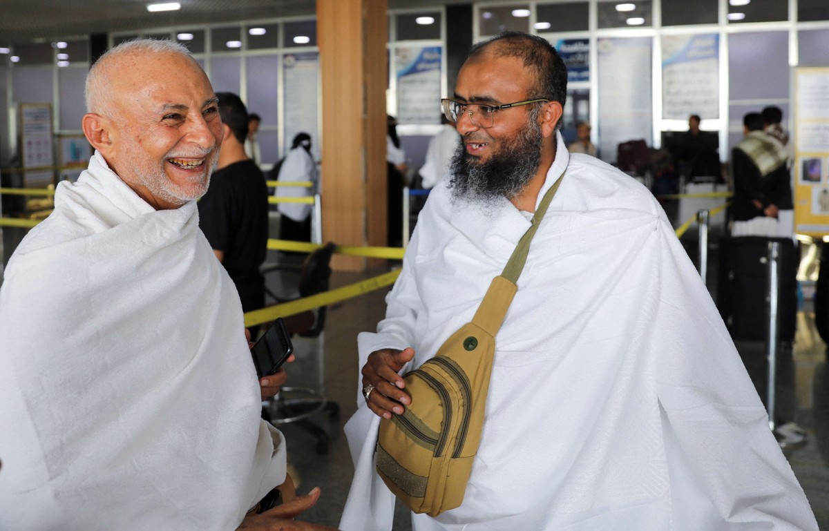 السعودية تستقبل اولى وفود الحجاج القادمين من صنعاء