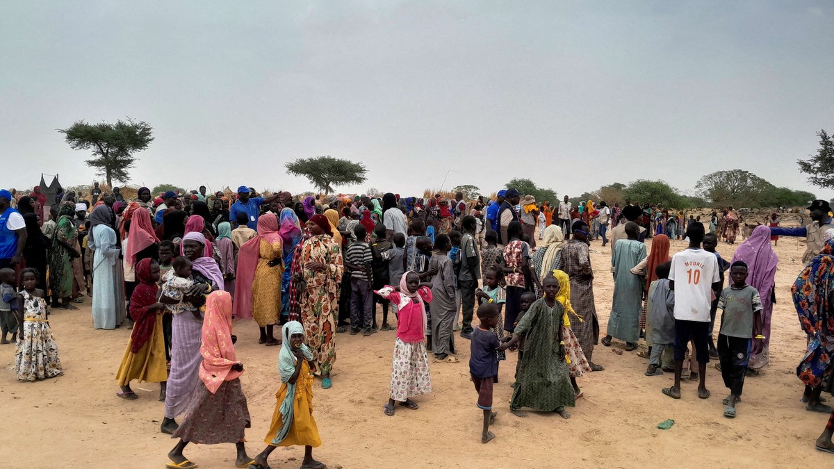 تشاد تشكو من حمل ثقيل مع تدفق عشرات آلاف اللاجئين السودانيين إلى أراضيها
