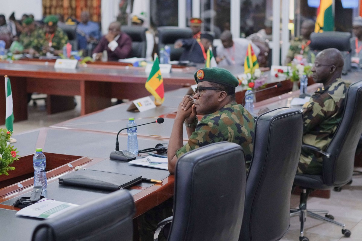 لا إجماع على استخدام القوة العسكرية في النيجر 