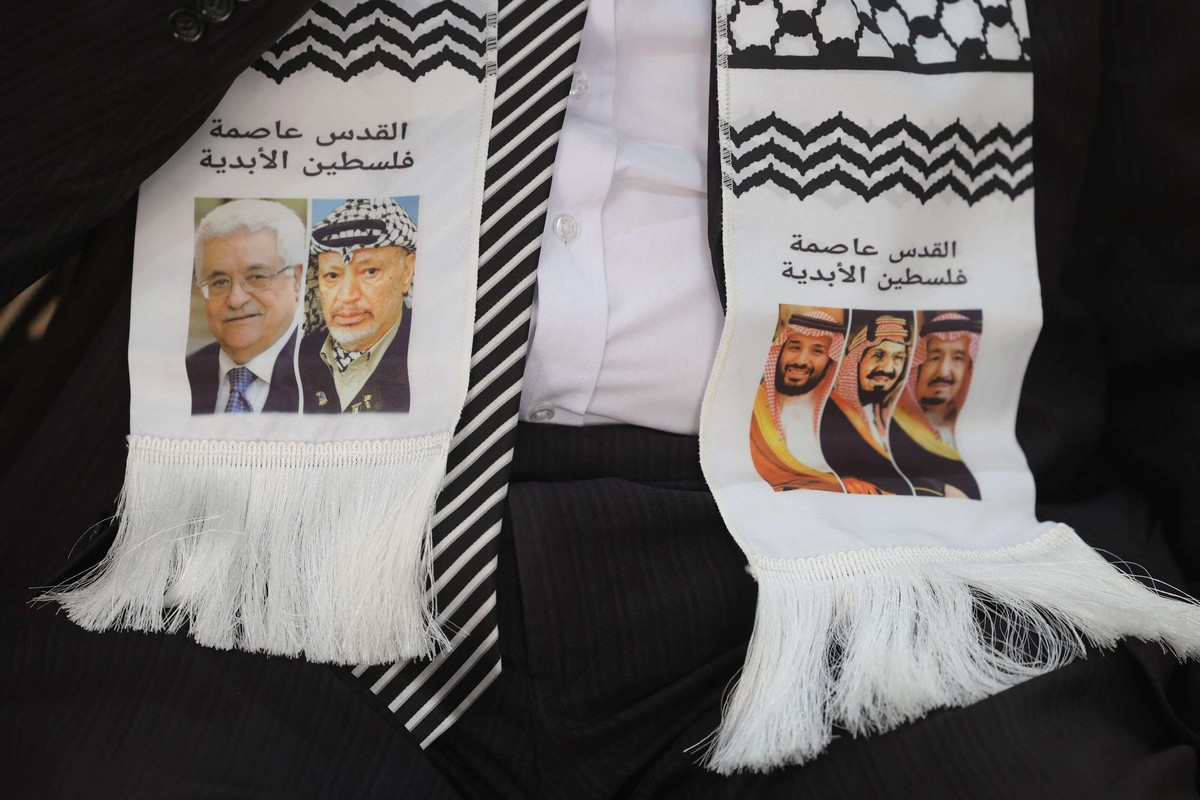 السعودية متمسكة بحقوق الشعب الفلسطيني