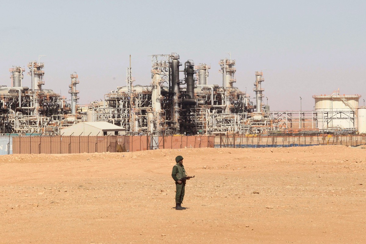 امتلاك الجزائر احتياطات هامة من الغاز والنفط لا يكفي للدخول الى بريكس