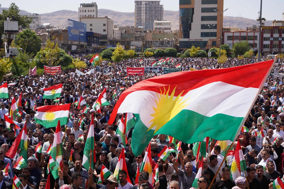 اربيل تشهد احتجاجات بعد توقف الرواتب