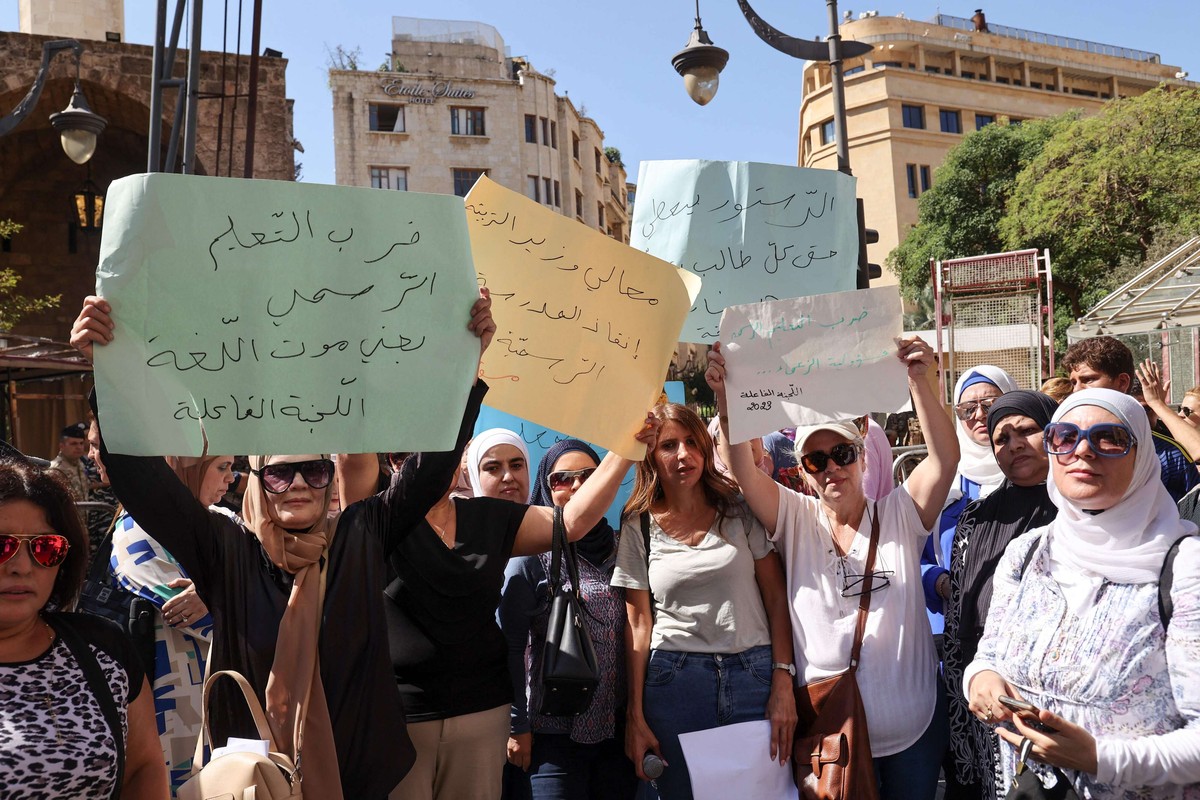 التعليم يأن تحت وطأة الأزمة الاقتصادية والسياسية