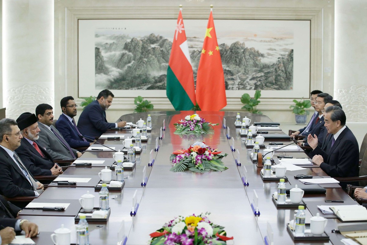 الصينيون والعمانيون اتفقوا على إجراء مزيد من المحادثات في الأسابيع المقبلة