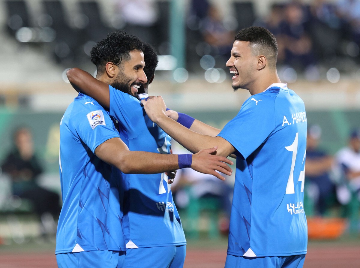 الهلال