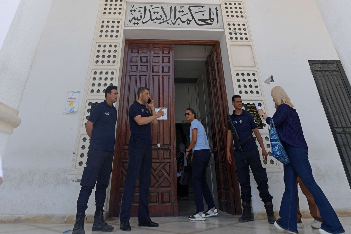 السجناء يتهمون القضاء بالخضوع لضغوط قيس سعيد