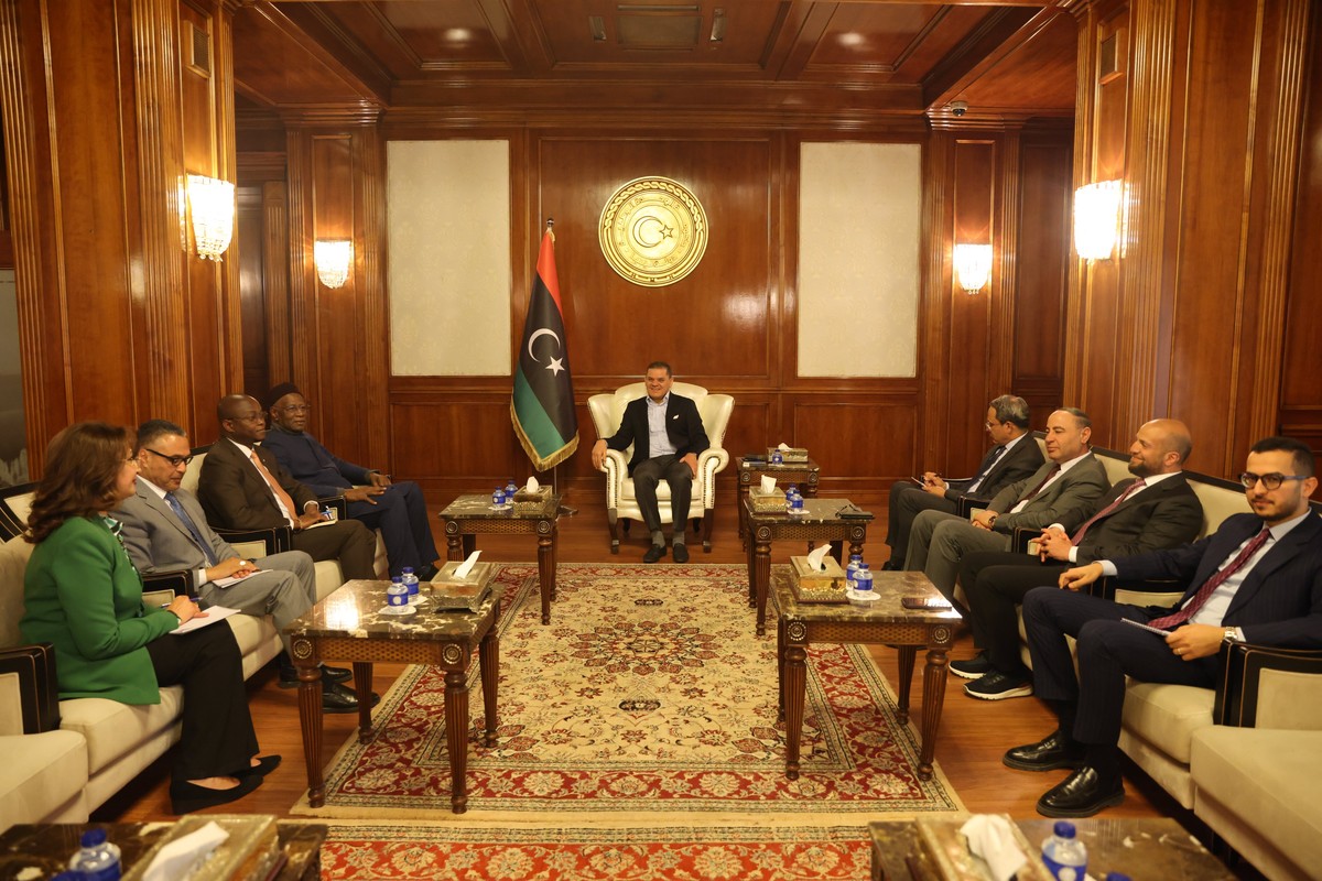 مشاورات مكثفة بين الأطراف الليبية والوسطاء الاقليميين للخروج من الانسداد السياسي