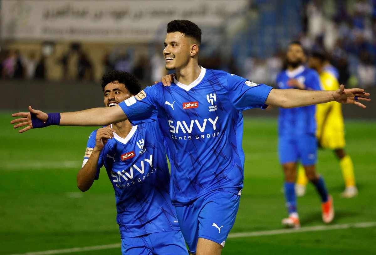 الهلال 