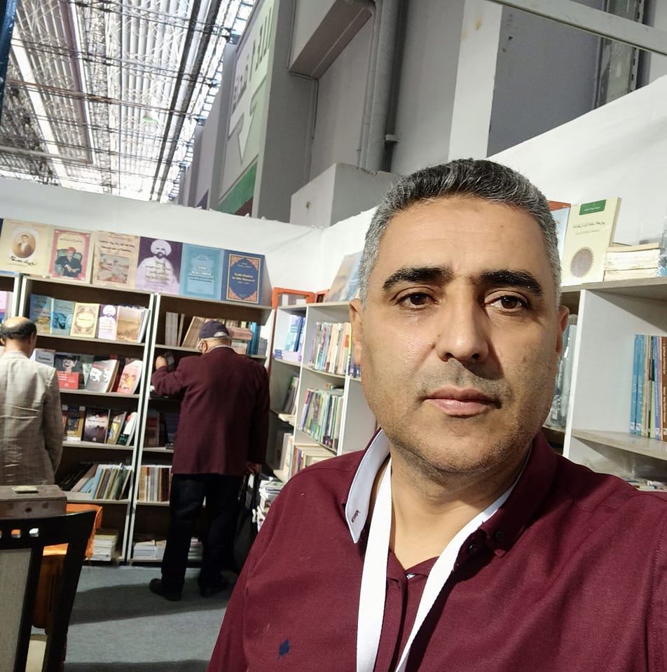  الكاتب عزير شراج 