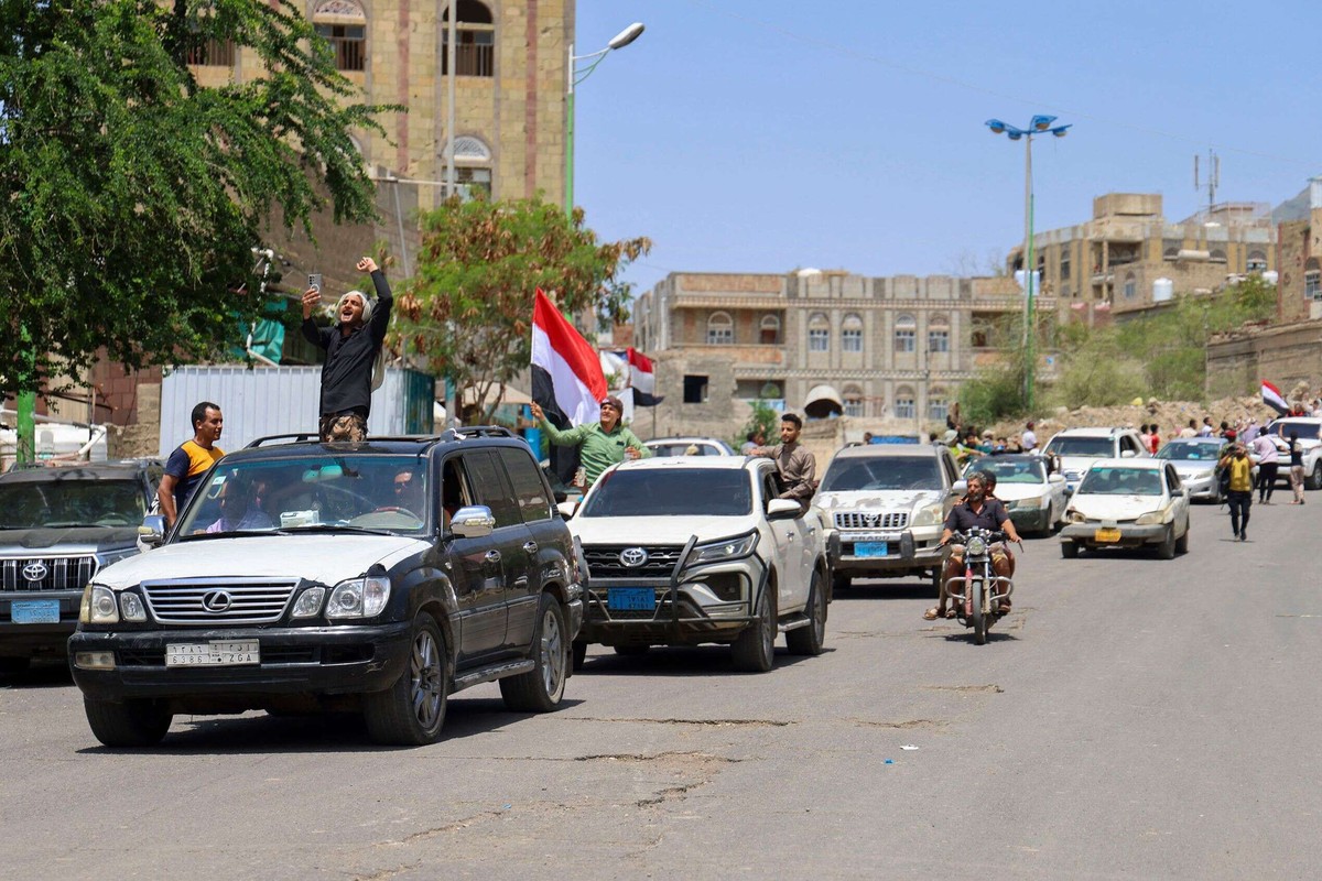 خطوة تنهي معاناة سكان تعز والمحافظات المجاورة