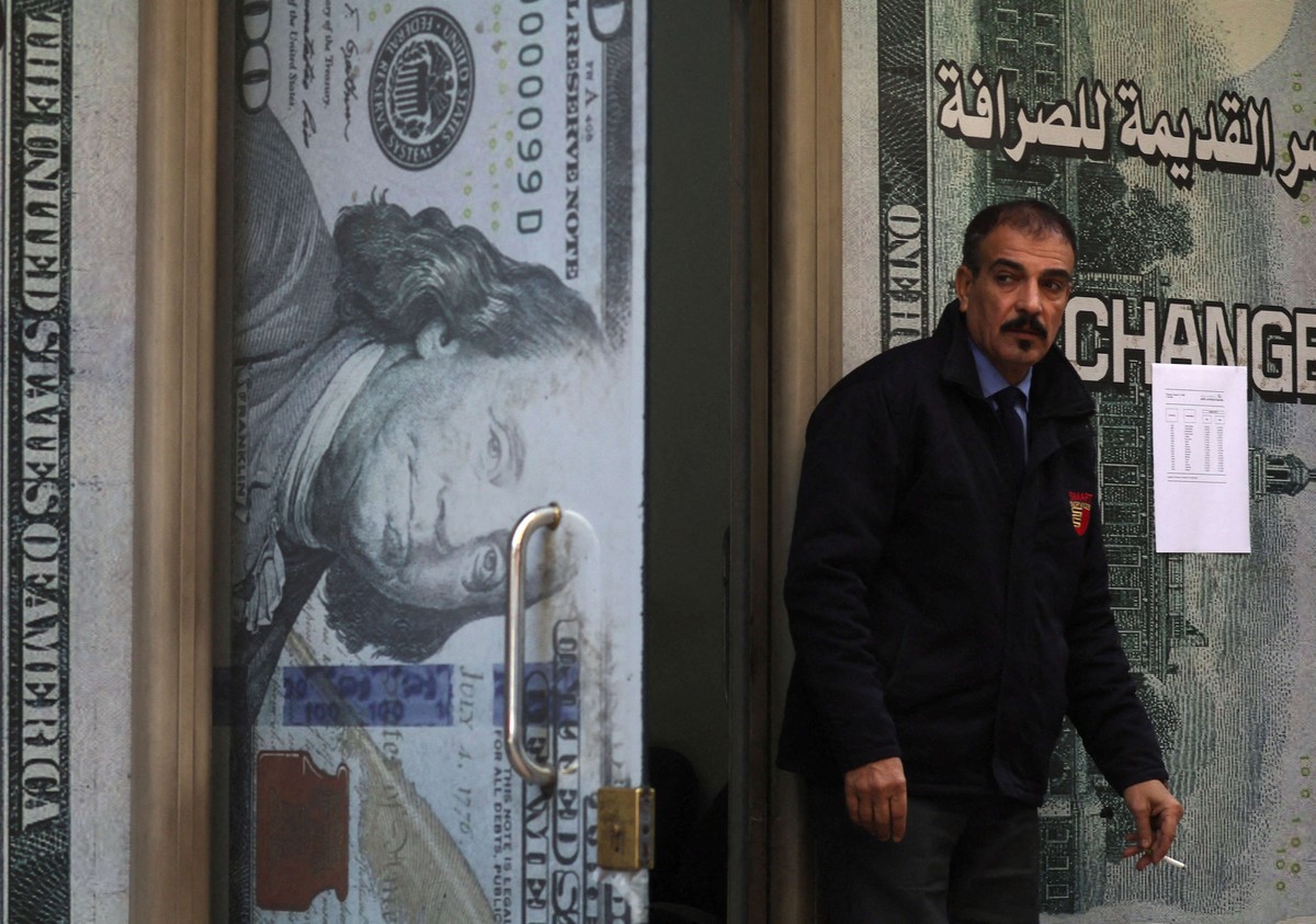 مصر تحاول تعويض تراجع عملتها الوطنية