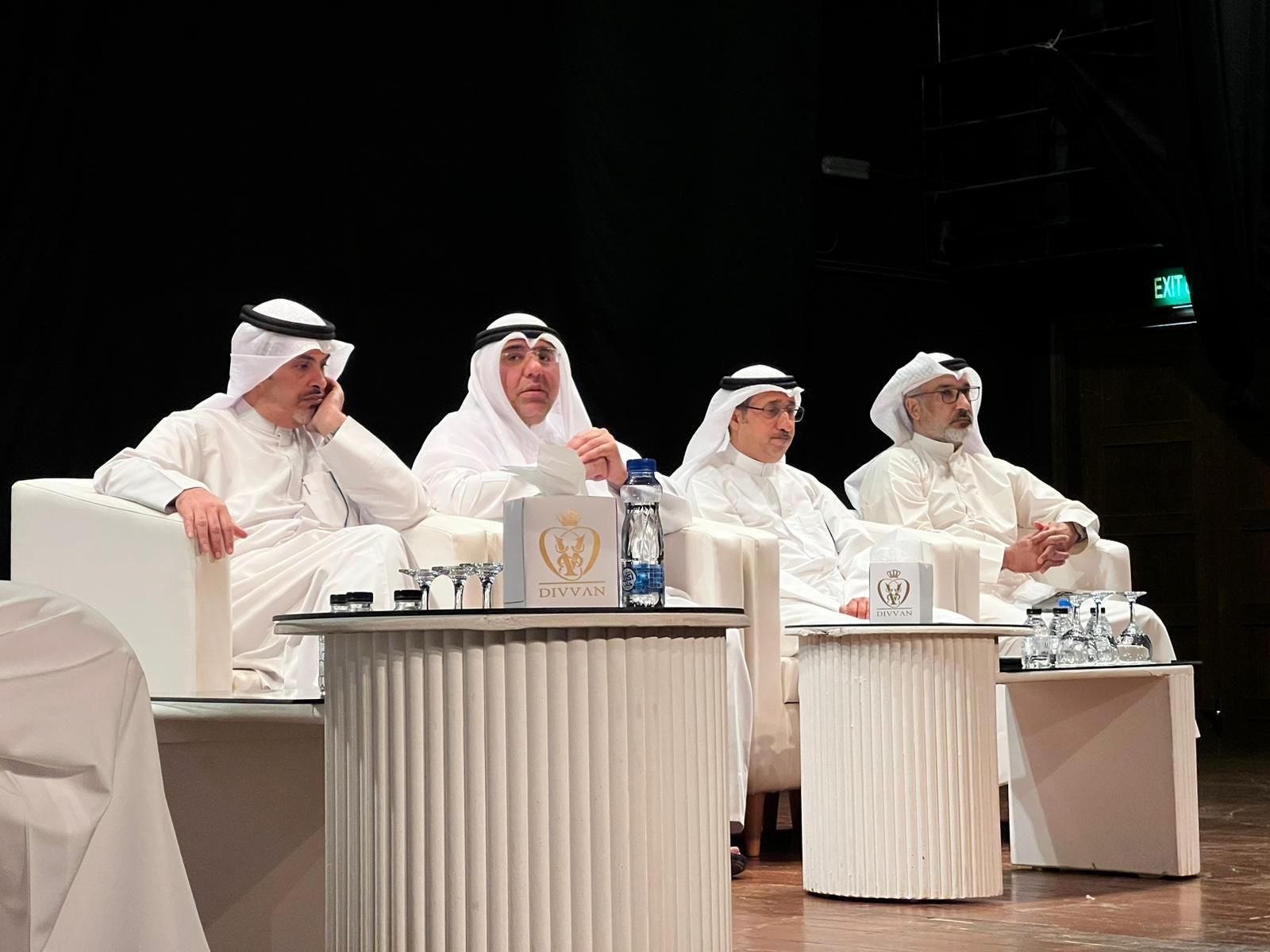 لجان المسرح الكويتي 