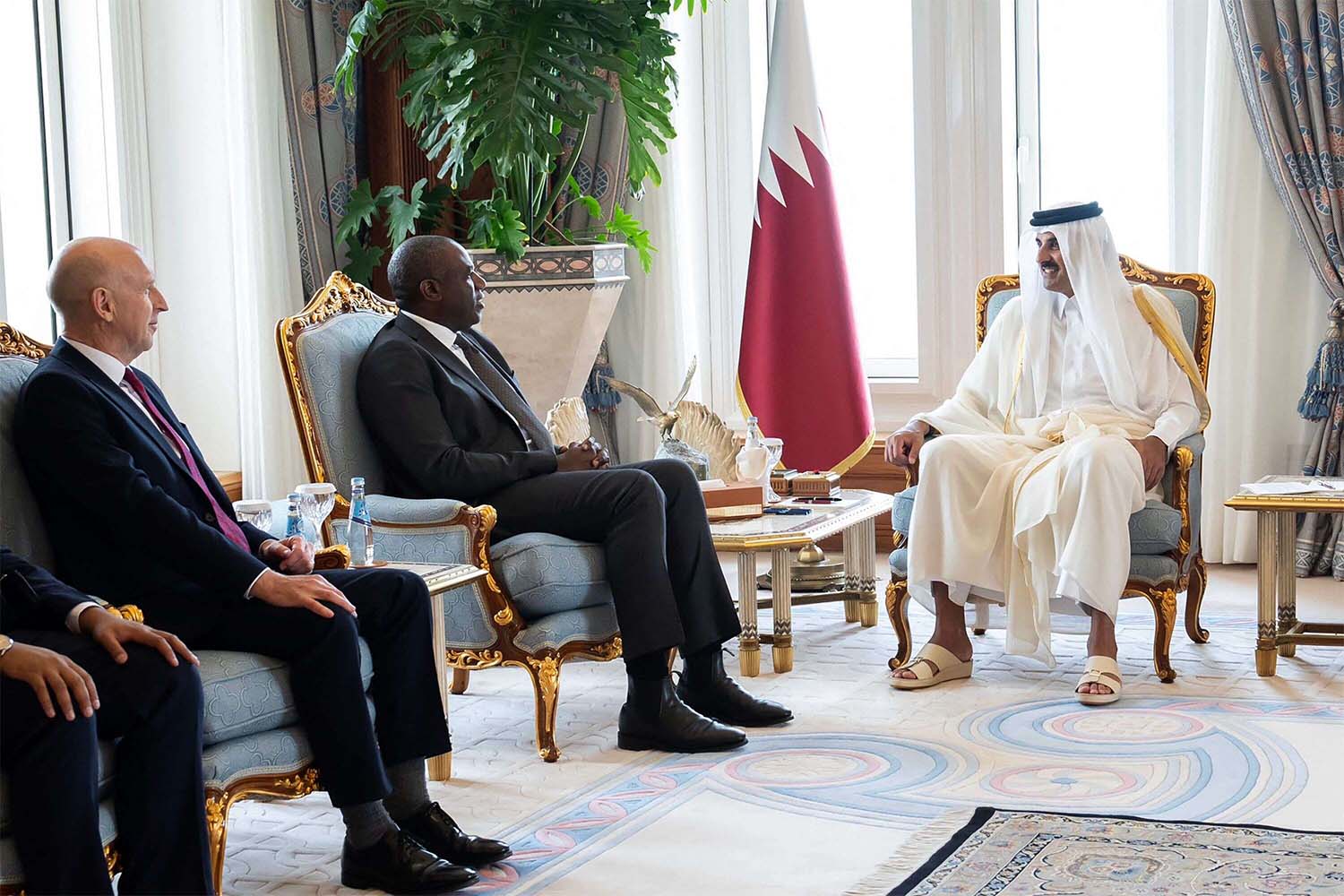 Qatar's emir holding talks with British ministers